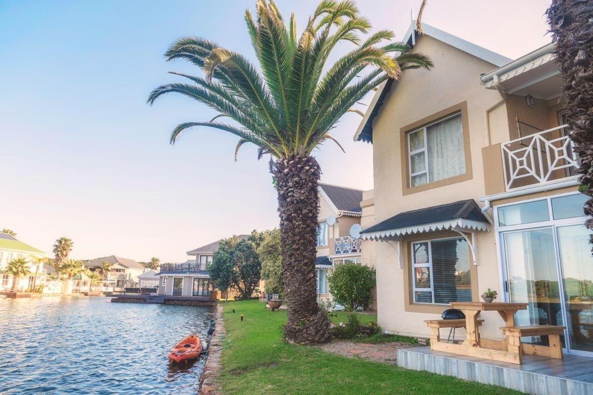 The Ark Guesthouse At Marina Martinique Jeffreys Bay Eksteriør bilde